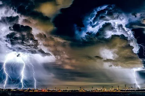 緊急！幾十萬賣家被困電商深水區(qū)，如何轉(zhuǎn)危為安？