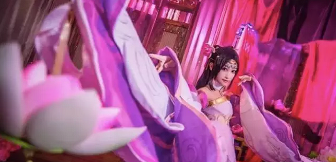 從第1單虧幾十塊到年售數(shù)千萬(wàn)，他把小眾二次元做成了大生意！【賣家故事】