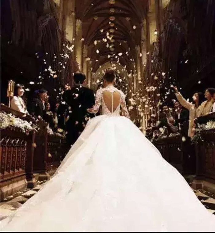 婚紗照，就該像他們這樣拍??！